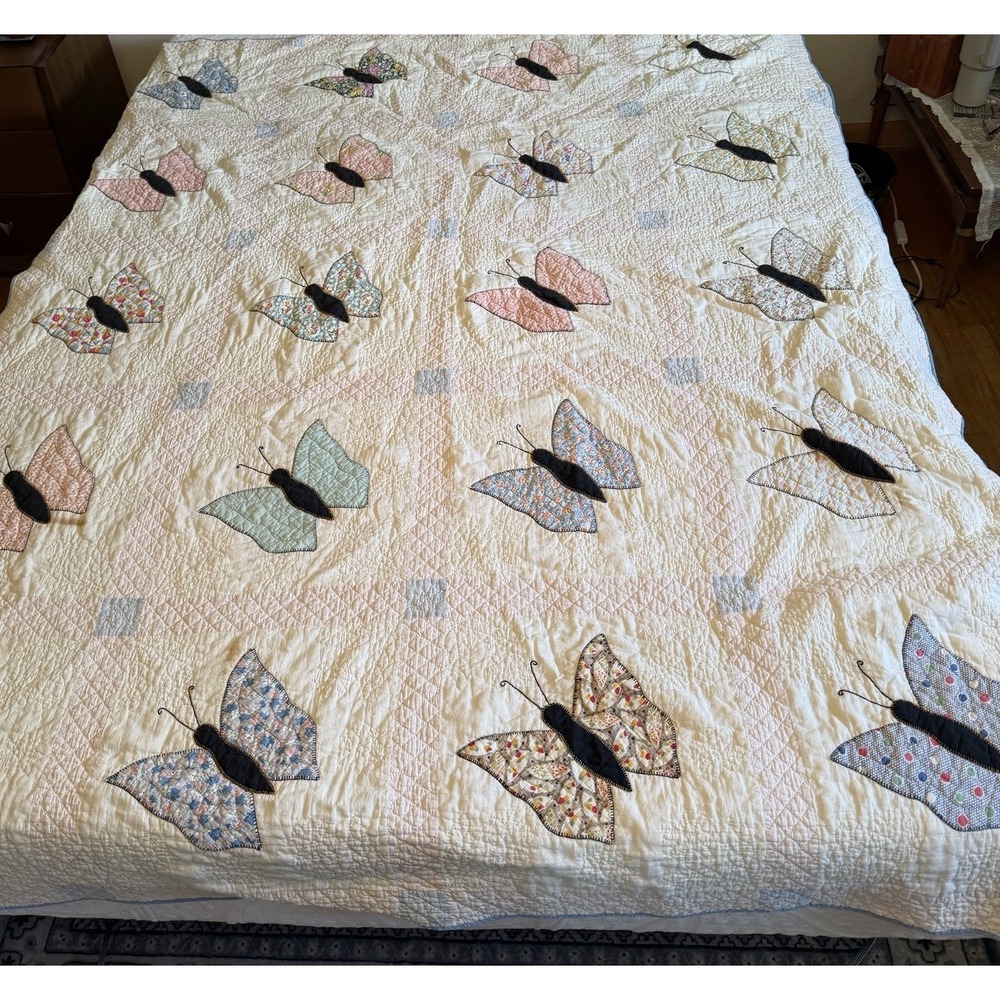 Vintage 80s Butterfly Quilt Queen Bed 63X80 Beige